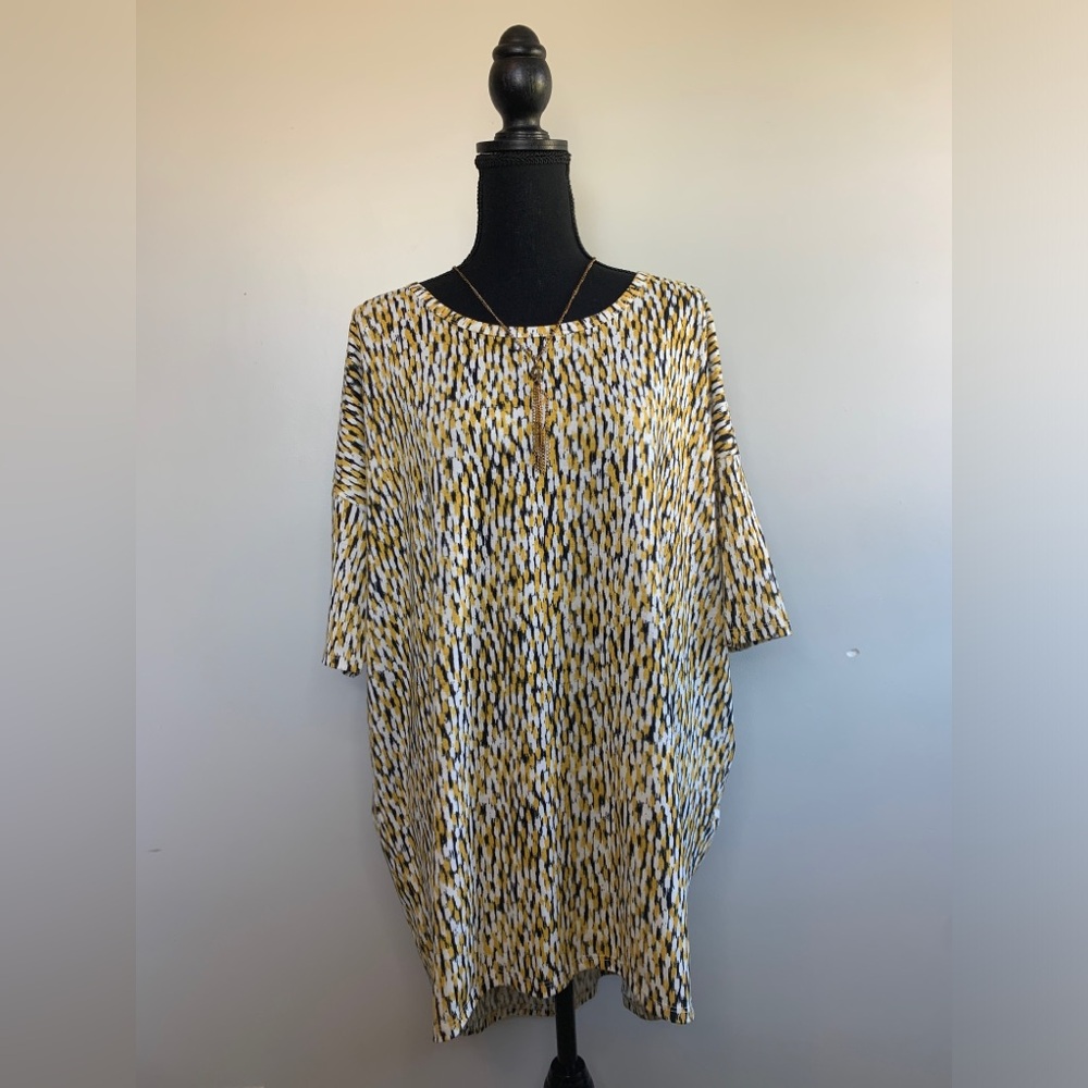 LuLaRoe Irma Tunic, size L